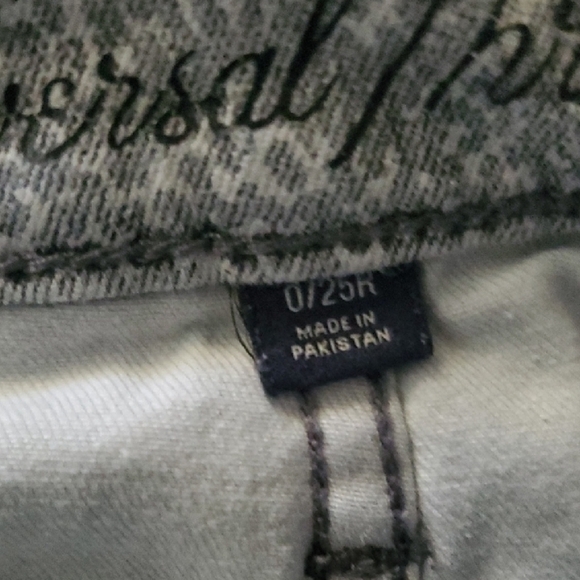 Universal Thread Denim Jeans Womens Size 0 Animal Print Pattern Patterned - Picture 9 of 13